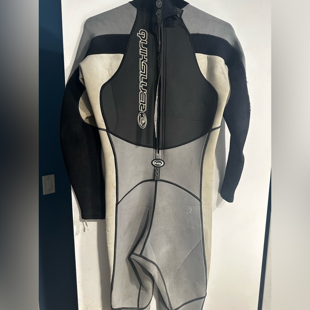 Quicksilver wetsuit - Picture 6 of 9